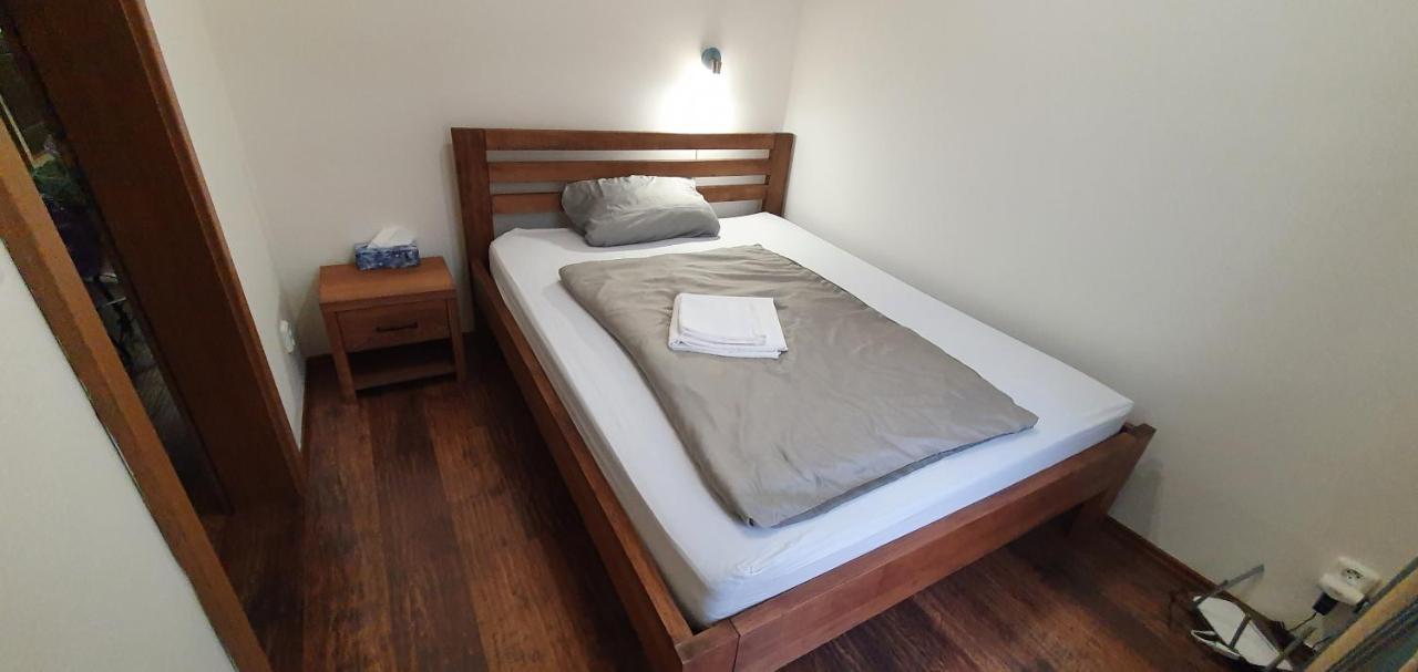 Apartmán 63m2 s balkonem v lázeňském centru Karlovy Vary Exterior foto